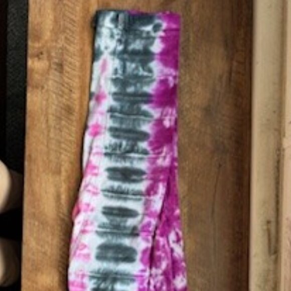 Levi's Signature Cuffed Jeans, Destroyed, NWOT sz 16 w33 - Picture 3 of 8